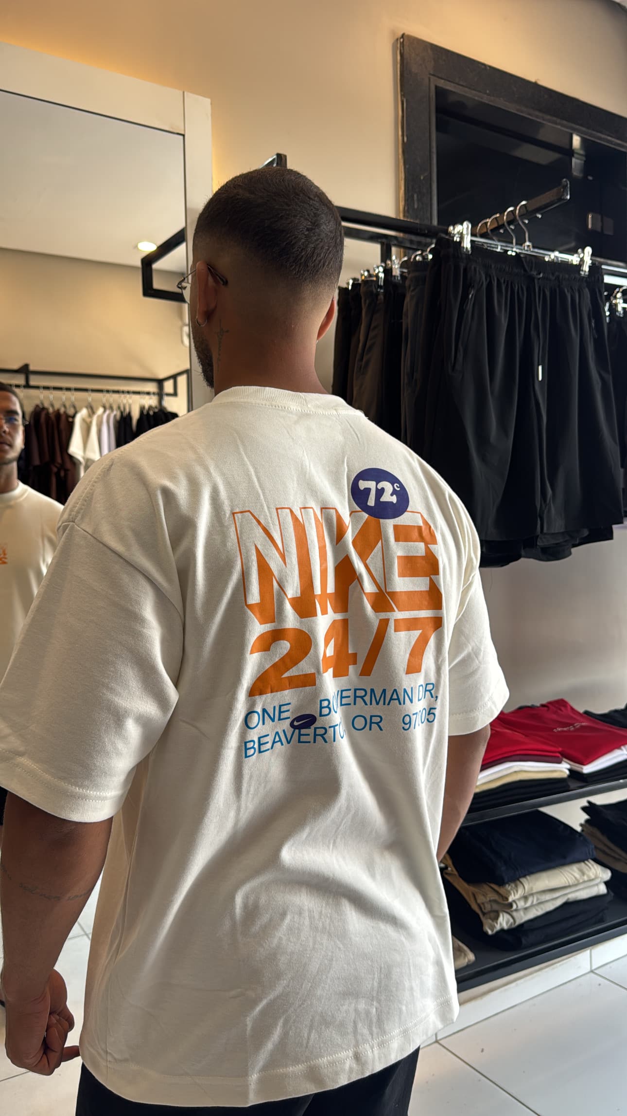 Camiseta Oversized Nike Suedine Pro