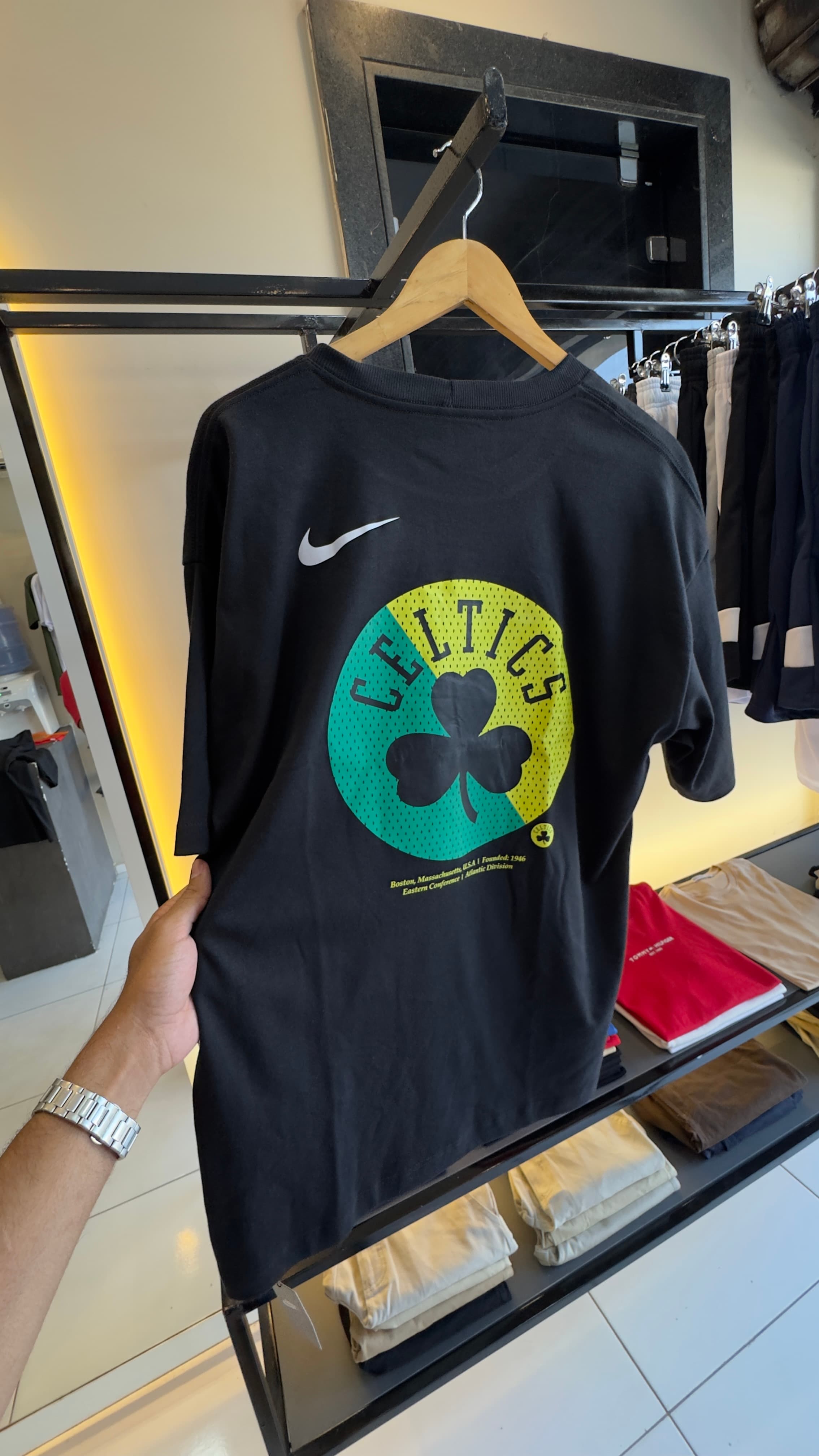 Camiseta Oversized Nike Boston Celtics