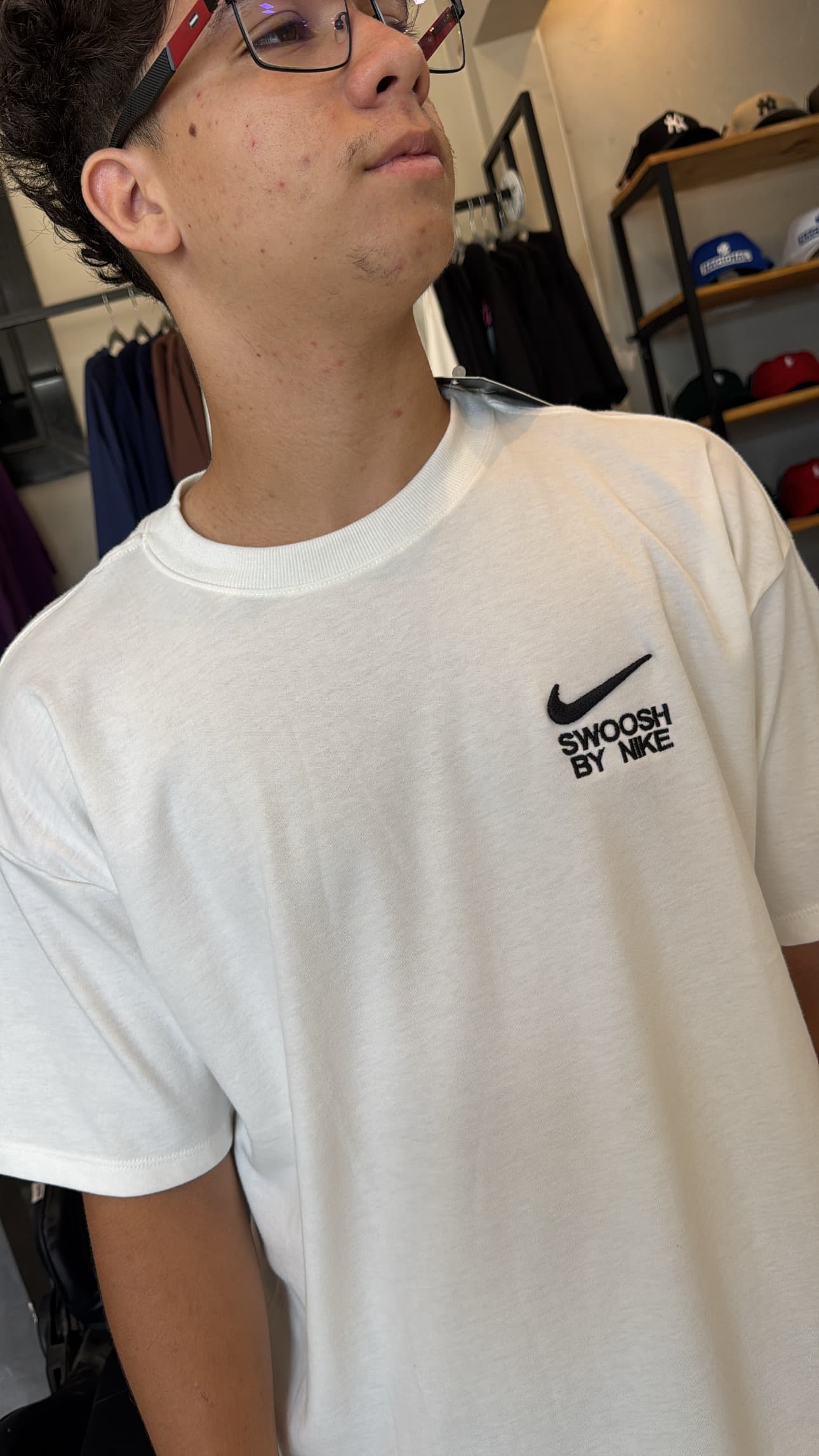 Camiseta Oversized Nike "Swoosh by Nike"